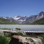 Wellnesshuettendorf Wiese * Sankt Leonhard im Pitztal