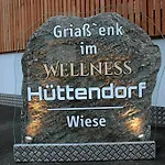 Chalet Wellnesshüttendorf Wiese