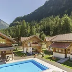 Wellnesshuettendorf Wiese Sankt Leonhard im Pitztal
