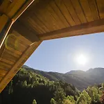 Wellnesshuettendorf Wiese Sankt Leonhard im Pitztal