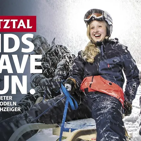 Wellnesshuettendorf Wiese Sankt Leonhard im Pitztal