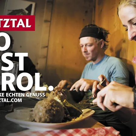 Wellnesshuettendorf Wiese * 皮茨河谷圣莱昂哈德