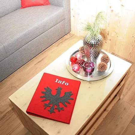 木屋 Wellnesshuettendorf Wiese 皮茨河谷圣莱昂哈德