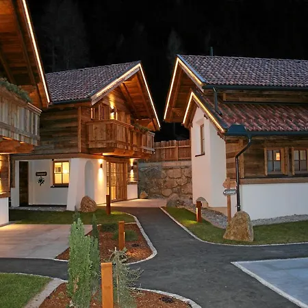 木屋 Wellnesshuettendorf Wiese