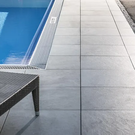 木屋 Wellnesshuettendorf Wiese 皮茨河谷圣莱昂哈德