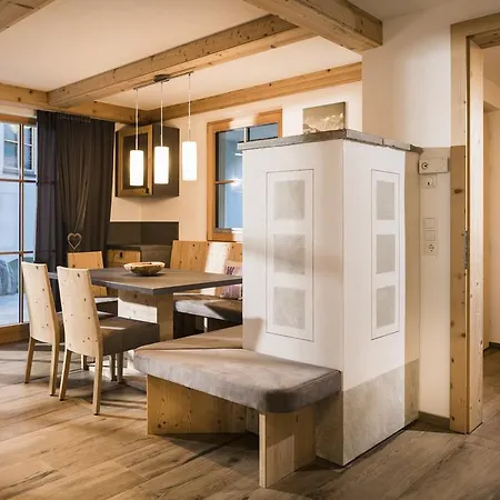 Chalet Wellnesshüttendorf Wiese *