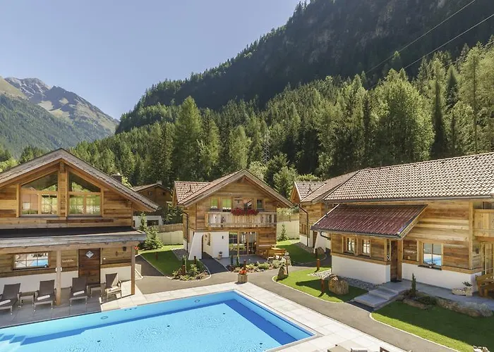 Wellnesshuettendorf Wiese Sankt Leonhard im Pitztal